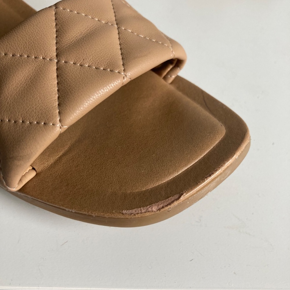 Sandals - Picture 3 of 4